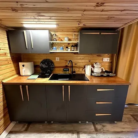 Сasa de vacaciones Pavlonya Guest Farm - Tiny House *